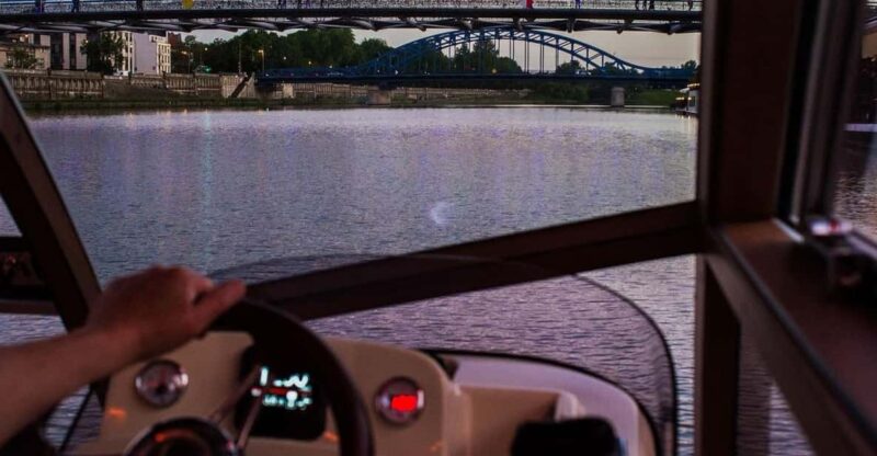 Krakows Vistula Cruise With Schindlers Factory Guided Tour - Meeting Point