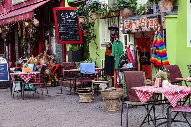 Kreuzberg Walking Tour: Immigrants, Artists & Hipsters - Small-group Personalized Experience