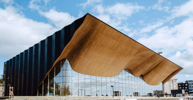 Kristiansand: Private Highlights Tour - Transportation and Accessibility