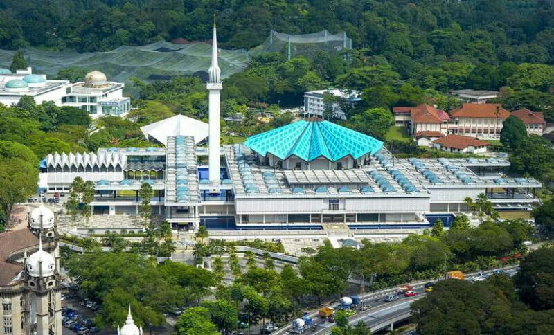 Kuala Lumpur: Batu Caves & Historic Buildings Tour - An Authentic Taste of Kuala Lumpur in Just Four Hours