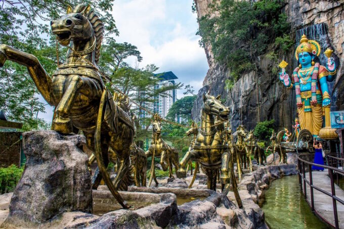 Kuala Lumpur : Batu Caves Private Tour - Activities