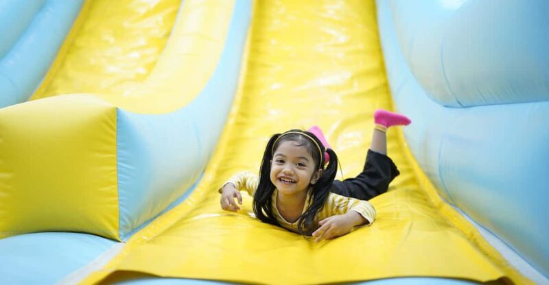 Kuala Lumpur: Big Bounce Admission Ticket - Comfortable Seating and Refreshments