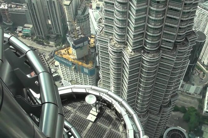 Kuala Lumpur City Tour Include Petronas Twin Towers Ticket - Accessibility and Participation