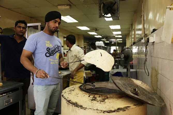 Kuala Lumpur Foodie Heaven 3 Hour Experience - Tour Scheduling and Accessibility