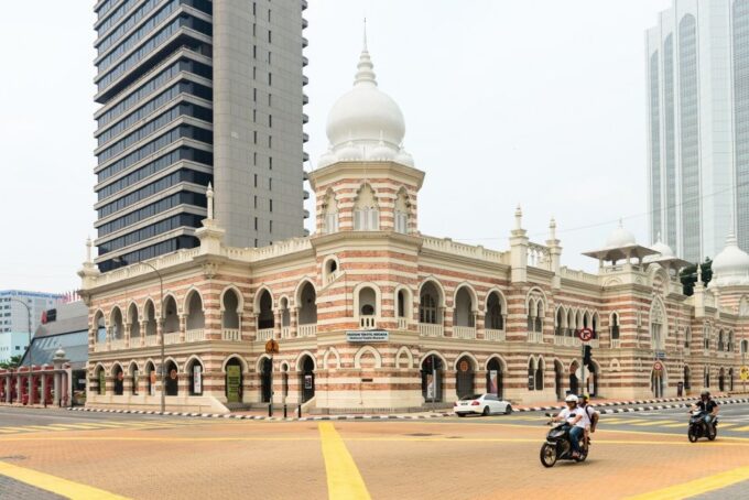 Kuala Lumpur Full-Day Sightseeing Tour With Batu Caves - Thean Hou Temple and Southeast Asia