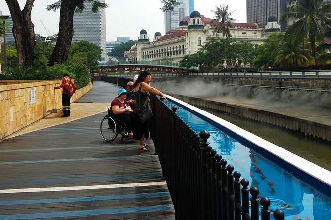 Kuala Lumpur Historical Walking Tour With Lunch - Experience Highlights