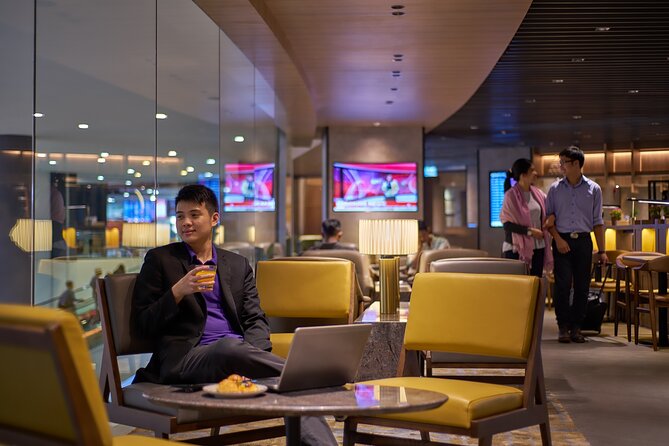 Kuala Lumpur International Airport Plaza Premium Lounge - Positive Experiences