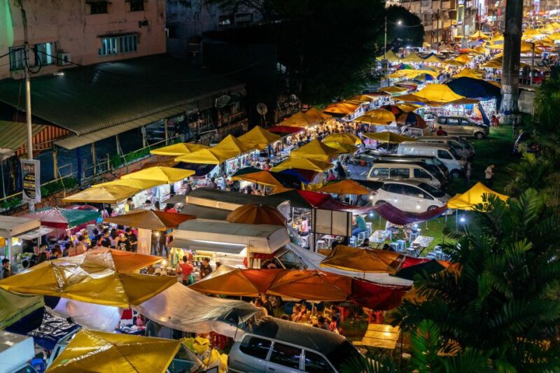 Kuala Lumpur: Local Street Food Night Tour - Experience Highlights