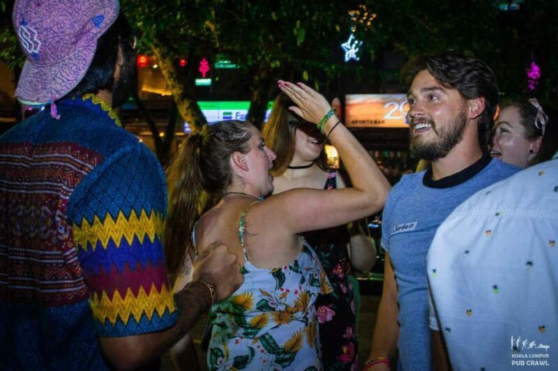 Kuala Lumpur: Nightlife Pub Crawl 3 Venues & Drinks - Drinks, Games, and Atmosphere