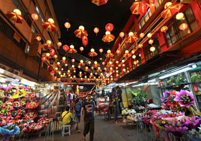 Kuala Lumpur: Nightlife Street Food Tour With 6 Tastings - Culinary Exploration