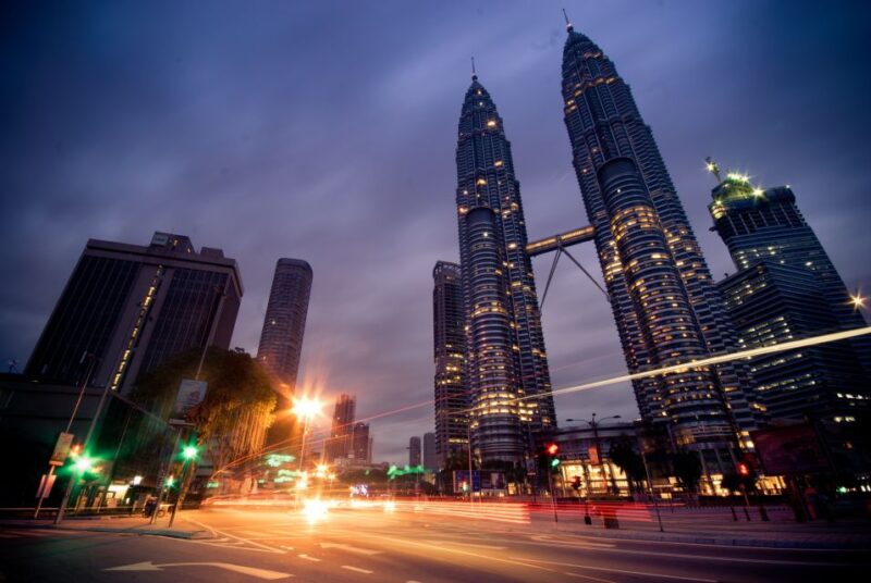 Kuala Lumpur: Private Customized Walking Tour With a Local - Customization and Experience
