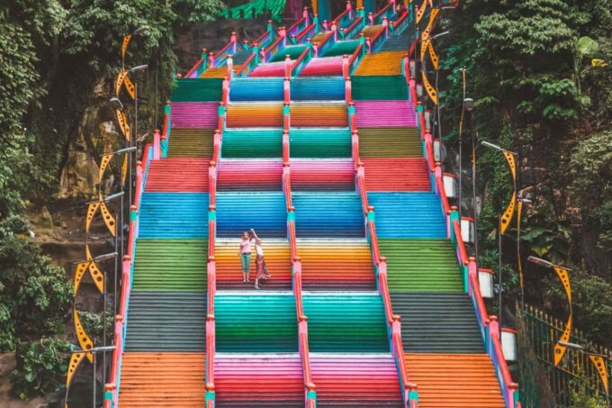 Kuala Lumpur: Private Highlights Instagram Tour - Instagrammable Cafés