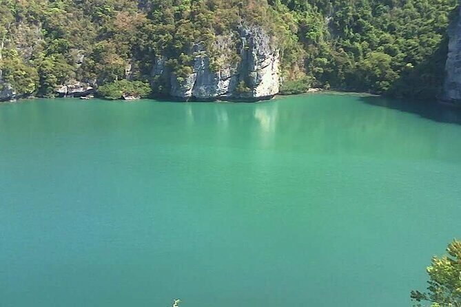 Kuala Lumpur Private Tour to Batu Caves Hotsprings And Waterfalls - Who Should Consider This Tour?