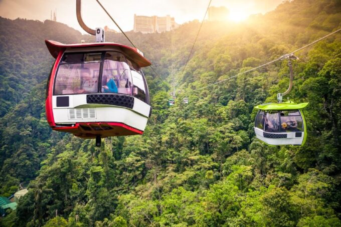 Kuala Lumpur: Private Tour to Genting Highland & Batu Caves - Experience Genting Highlands