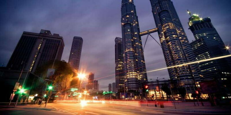 Kuala Lumpur: Private Walking Tour with a Local - Exploring Kuala Lumpur with a Local: What to Expect