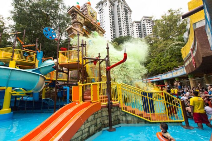 Kuala Lumpur: Sunway Lagoon Ticket & 1-Way Transfer - Booking Information and Availability