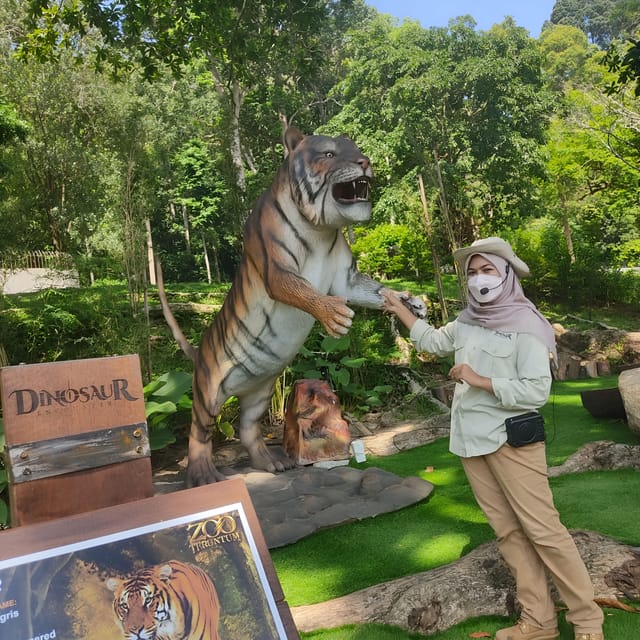 Kuantan: Teruntum Zoo Ticket - Operational Hours