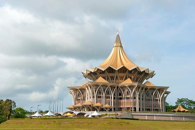 Kuching City Sightseeing Tour - Weather and Capacity