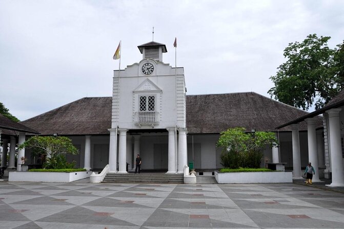 Kuching Cultural & Heritage Tour With Sarawak Sunset River Cruise - Key Points