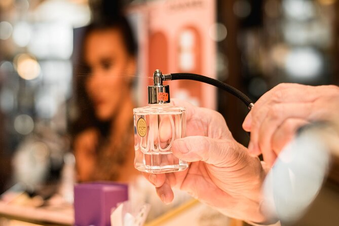 Kuk Perfumery Filz - the Fragrance of Empress Sisi - A Personalized Perfume Experience