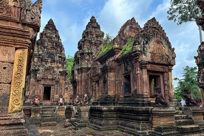 Kulen Mountain Beng Mealea and Banteay Srei Tour from Siem Reap - Beng Mealea: Cambodia’s Jungle Temple