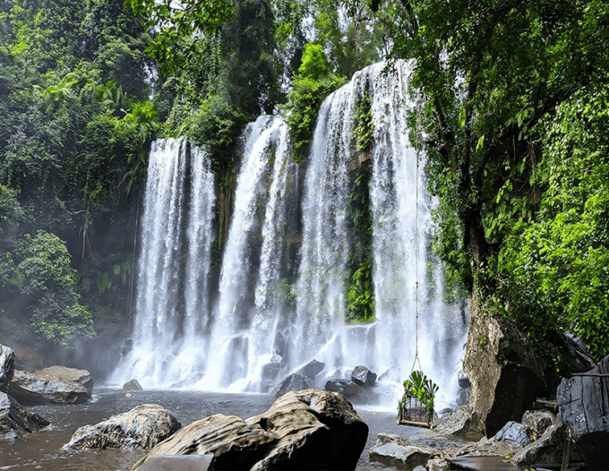 Kulen Mountain Waterfalls and Banteay Srei Tour - Pickup and Transportation