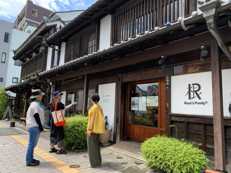 Kumamoto Castle Town Walking Tour With Local Guide - Key Points