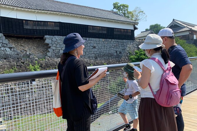 Kumamoto Castle Walking Tour With Local Guide - Meeting and Pickup