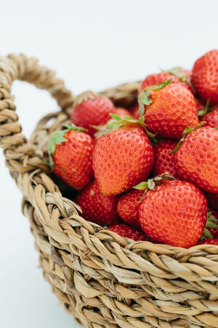 Kumamoto: Strawberry Picking With Dessert at Nakahata Farm - Key Points