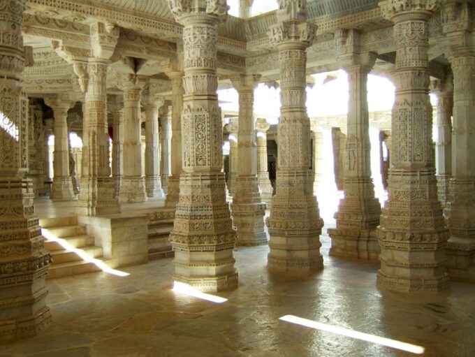 Kumbhalgarh and Ranakpur: Private Day Trip From Udaipur - Scenic Drive and Exploration