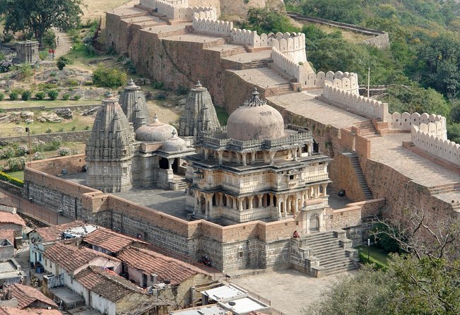 Kumbhalgarh and Ranakpur: Private Day Trip From Udaipur - Exploring Ranakpur