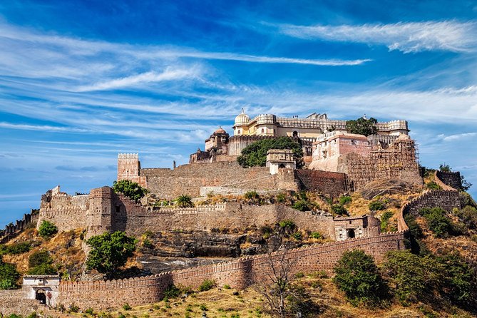 Kumbhalgarh & Ranakpur Day Tour From Udaipur - Exploring Ranakpur Jain Temple