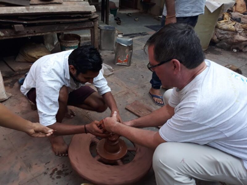 Kumbharwada: The Potter Community of Dharavi - Kumbharwadas Pottery Market Presence