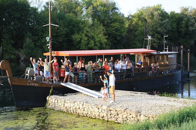 Kupa River Cruise in the Traditional Žitna Lađa Boat in Karlovac - Key Points