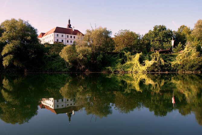 Kupa River Cruise in the Traditional Žitna Lađa Boat in Karlovac - Weather Conditions and Schedule