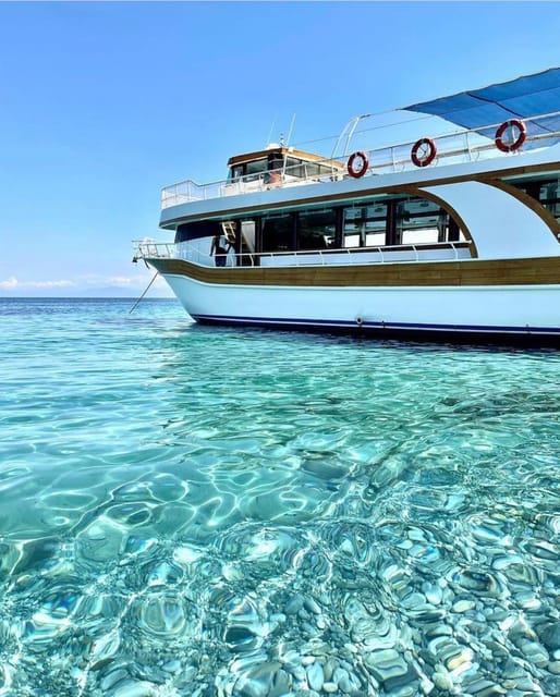 Kusadasi: Aegean Sea Boat Tour With Lunch - Facilities and Amenities