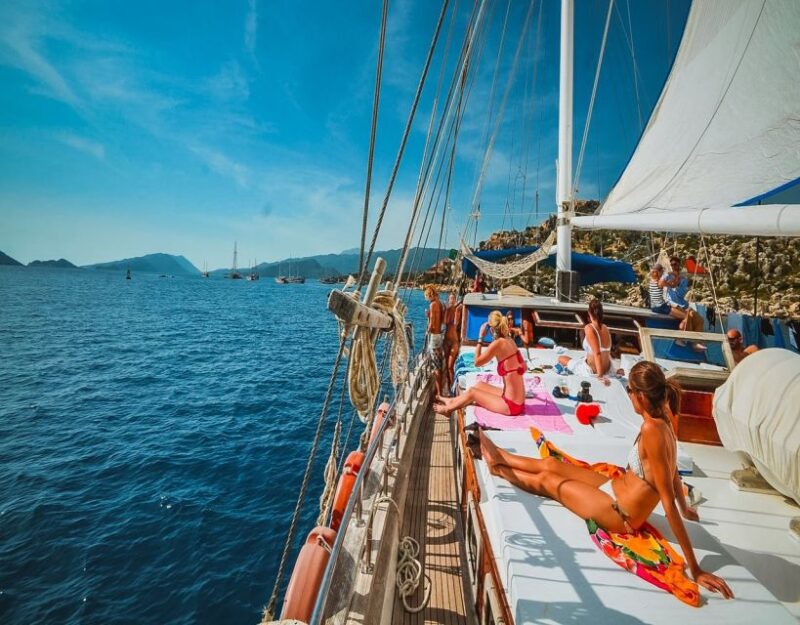 Kusadasi: Full-Day Boat Cruise W/ Lunch & Hotel Pickup - Customer Feedback