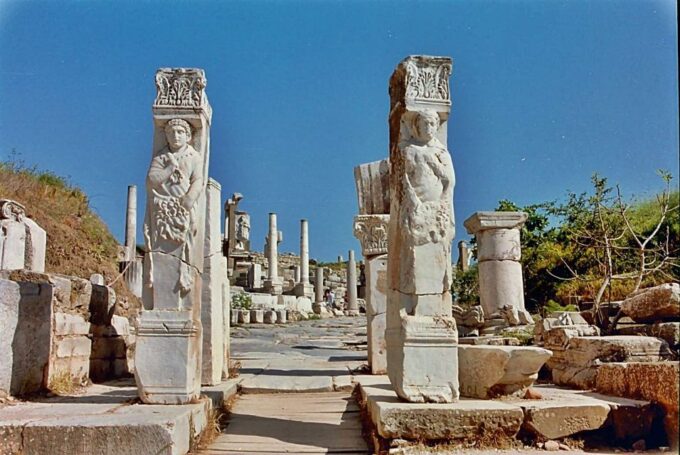 Kusadasi: Half Day Ephesus Tour With Archeological Museum - Price and Payment