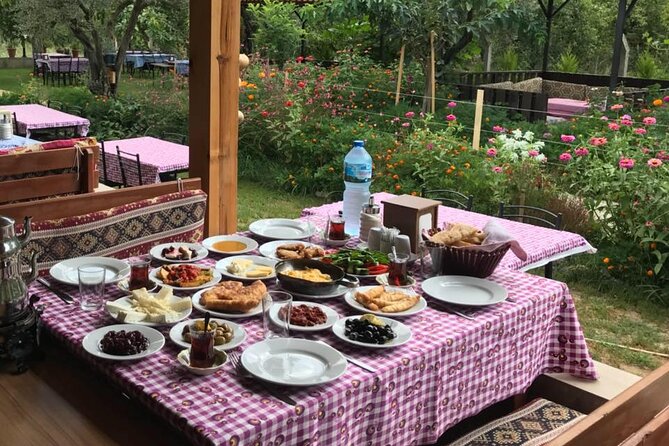 Kusadasi Selcuk Ephesus Gourmet and Street Food Tour - Culinary Delights