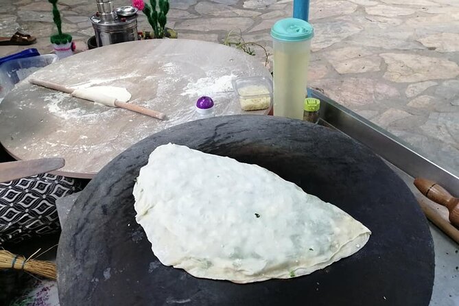 Kusadasi Selcuk Ephesus Gourmet and Street Food Tour - Tour Guide Expertise