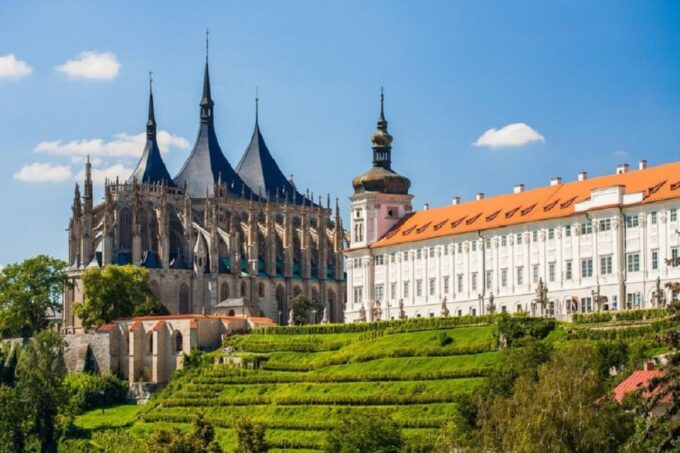 Kutná Hora From Prague With Audio Guide - Transportation Options