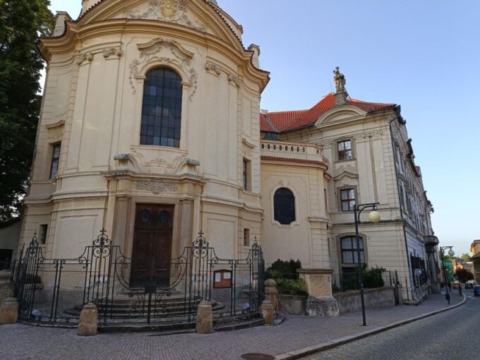 Kutná Hora From Prague With Audio Guide - Tour Duration and Schedule