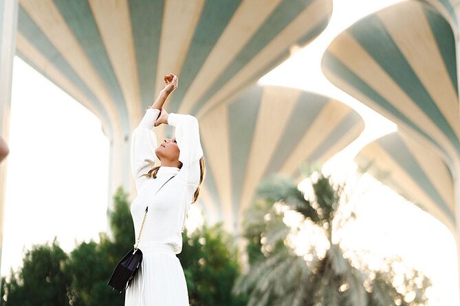 Kuwait City Private Photoshoot Tour by Expert Photographer Guide - Key Points