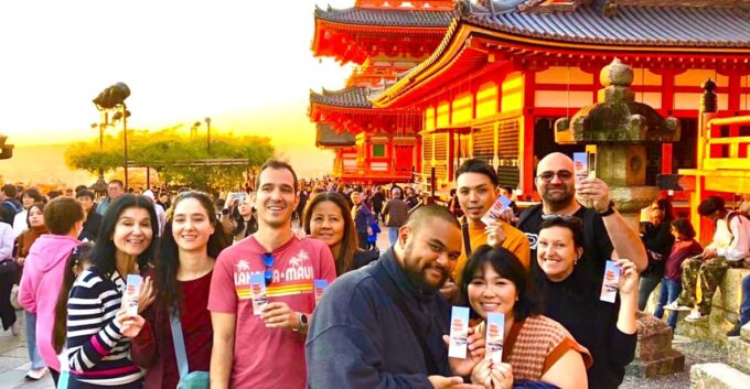 Kyoto: 12 Top Highlights Full-Day Guided City Tour - Discover Fushimi-Inari Taisha Shrine
