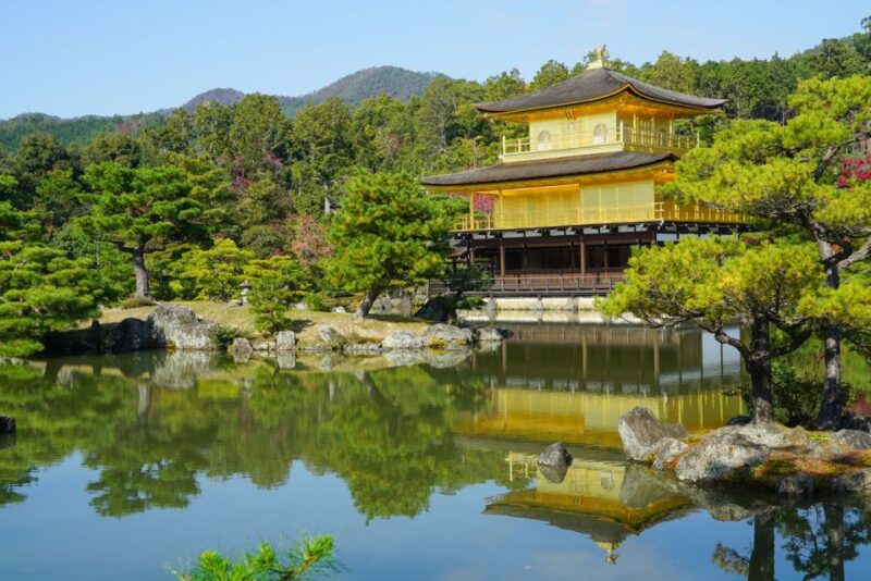 Kyoto: 4-Hour Historical Highlights Cycling Tour With Lunch - Cycling Around Historical Sites