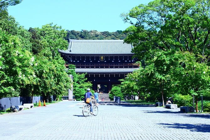 Kyoto and Nara in 1 Day in Fushimi Inari and Deer Park - Exploring Fushimi Inari Shrine