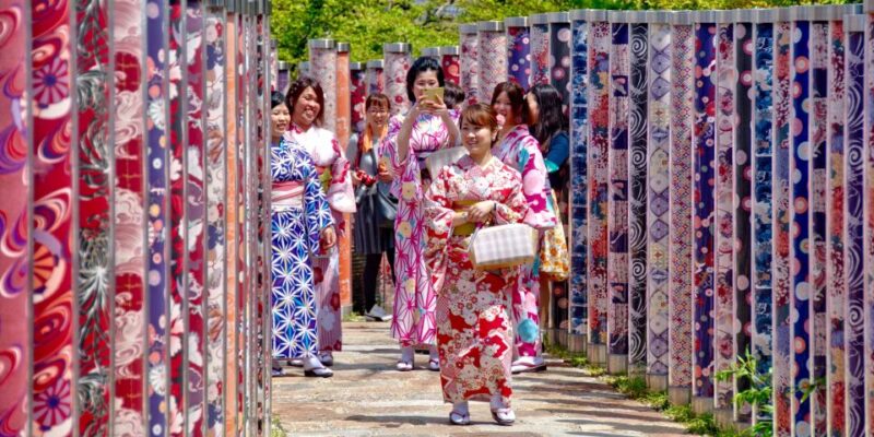 Kyoto: Arashiyama Forest Trek With Authentic Zen Experience - Experience a Tea Ceremony
