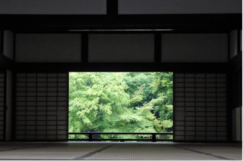 Kyoto: Arashiyama Walking Tour With Tea and Foot Bath - Key Points