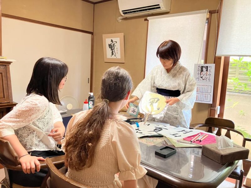 Kyoto: Calligraphy Experience : Women-only - Group Discounts