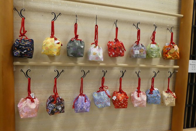 Kyoto Culture With the Expert: Kimono, Zen, Sake (Wednesdays and Saturdays) - Meeting Point and Directions